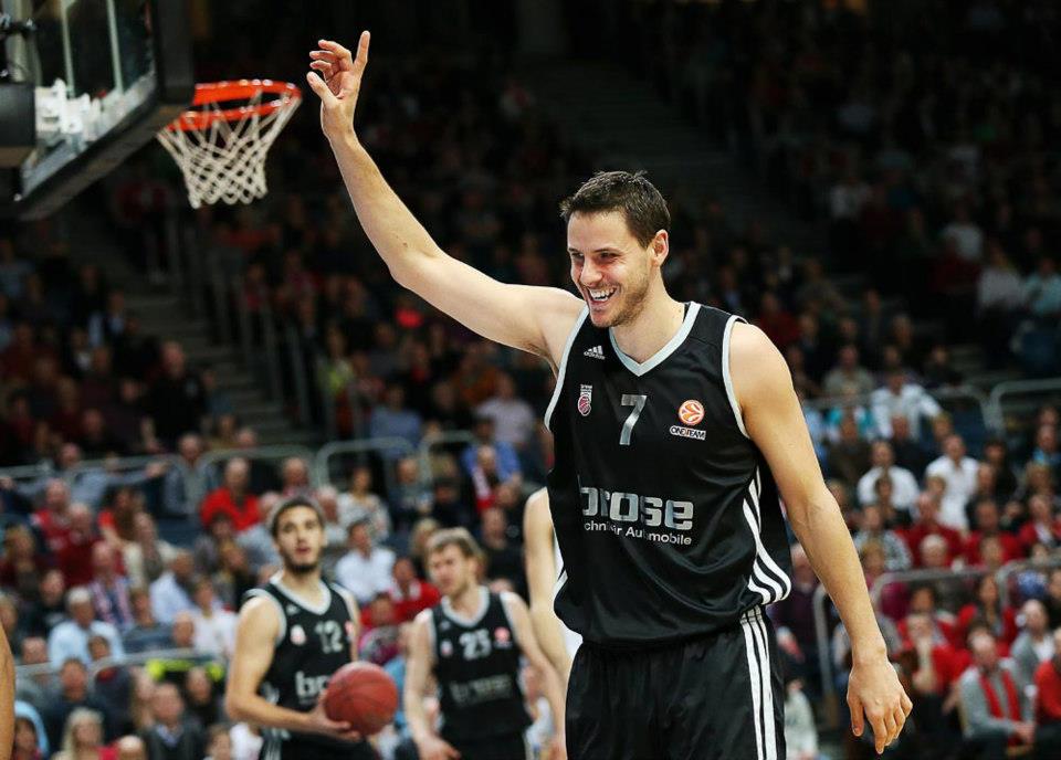 Tras la espantada de Bjelica, Bostjan Nachbar será el 4 del FC Barcelona