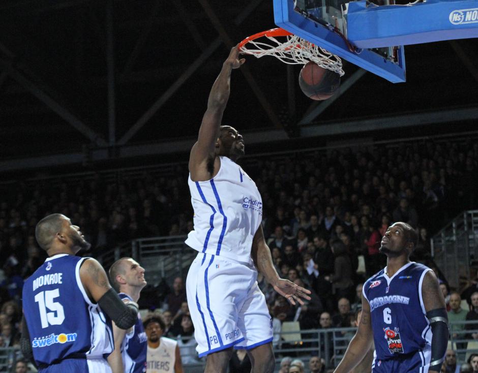 Seria crisis en Paris, Nancy, Cholet y Limoges, que se meten en problemas