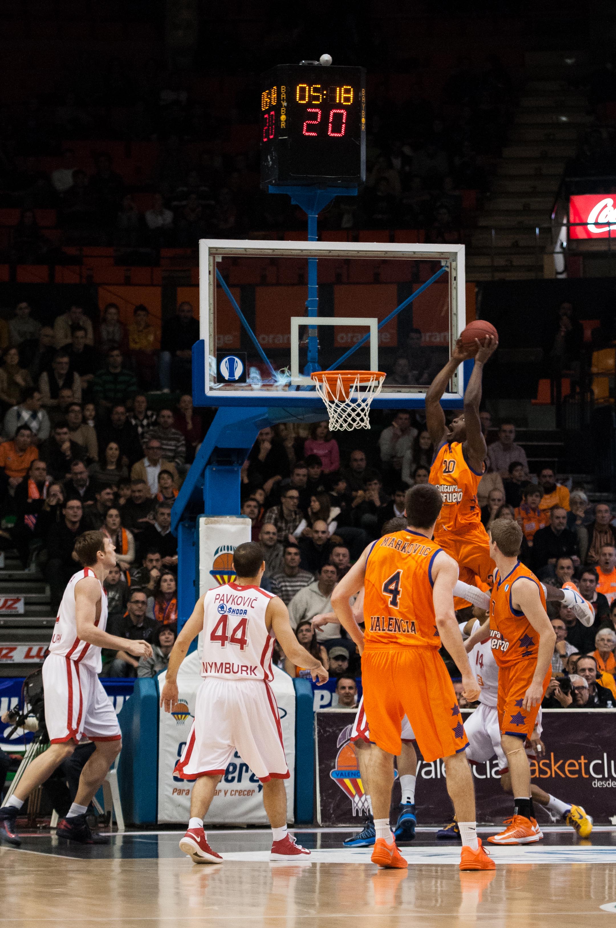 Consecuencias de la batalla de Eurocup: Pietrus,  seis semanas lesionado; Lishchuk, tres