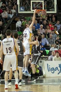 Idas y venidas en Pisuerga: Sinanovic abandona el barco rumbo a Irán