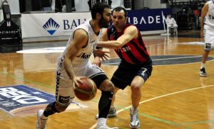 Actuaciones espectaculares empañadas por la acusación de violación a Gerrod Henderson