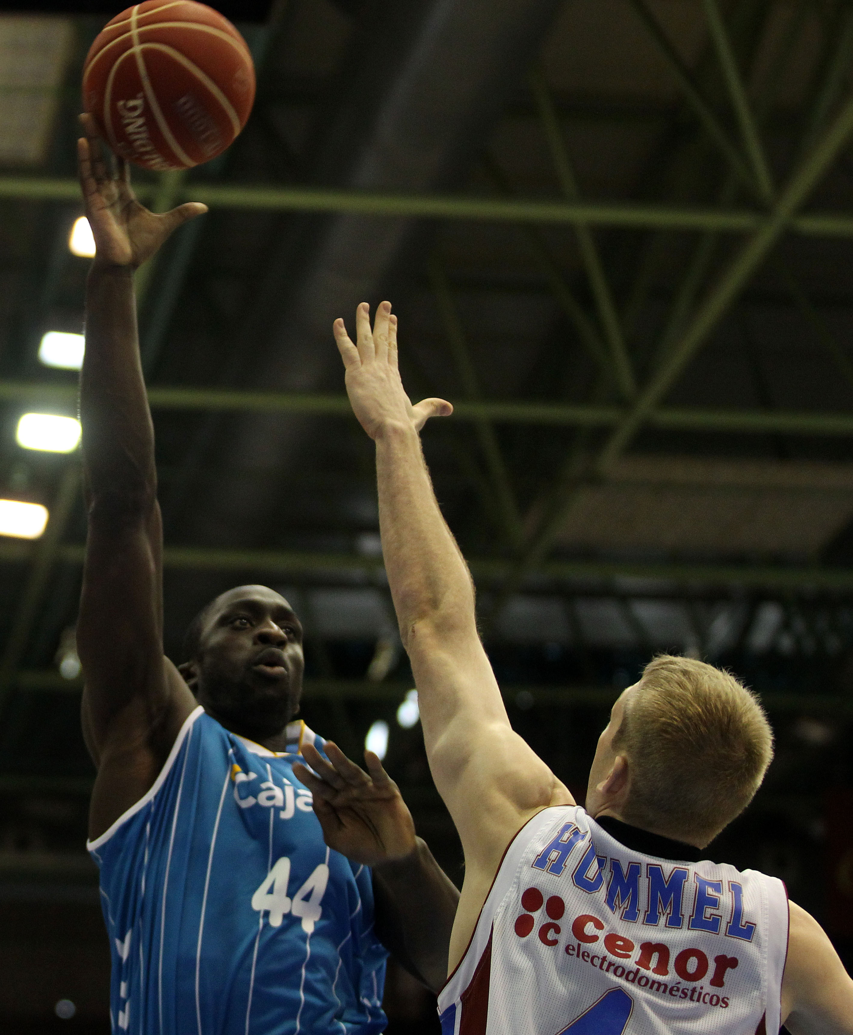 Mensah-Bonsu da por cumplida su estancia en Sevilla tras su palmeo salvador