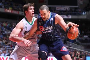 Gabriel (MVP); A.Martínez (entrenador); Satoransky-Rudy-Woods-Martín-Gabriel (5 ideal)