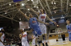 Victorias de Lucentum y Breogán; Michel Diouf, MVP