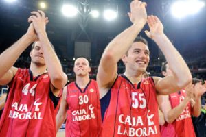 Caja Laboral culmina su segundo milagro