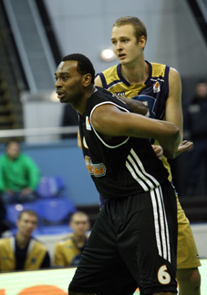 Zalgiris pierde la virginidad en LKL. ¿Cuánto cobra al mes D’or Fisher en Ucrania?