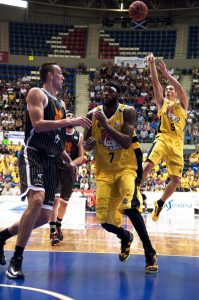 Richotti maravilla; Mirotic, ejecutor y omnipresente. Llompart, eficacia en ataque