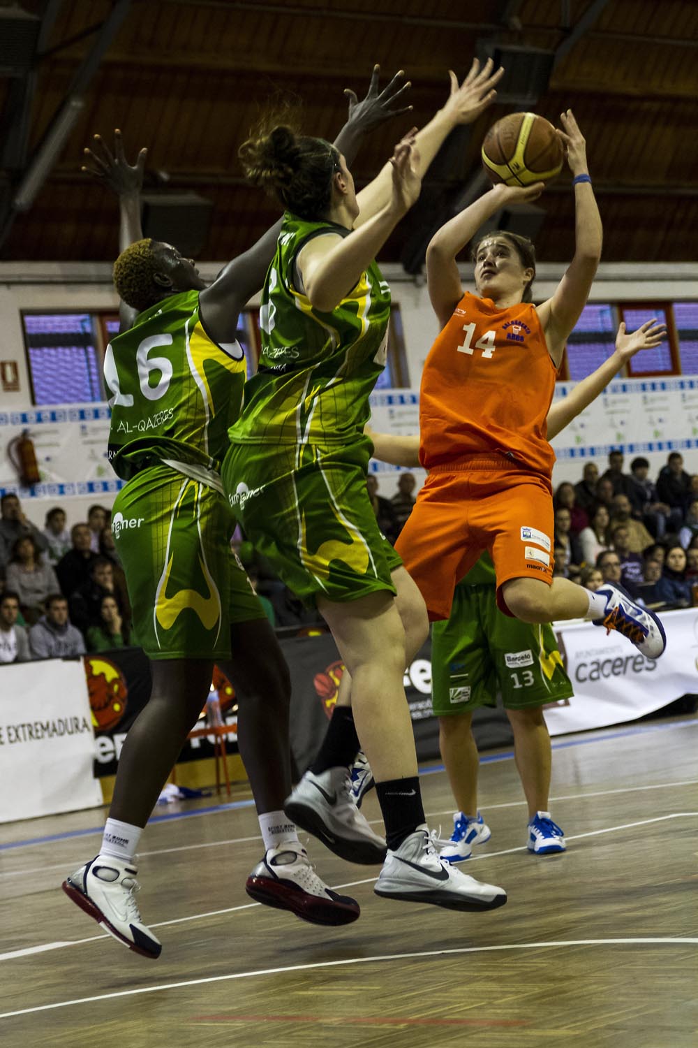 Fase de Ascenso LF2: UPV se clasifica y Al-Qazeres se allana el camino en la 2ª jornada