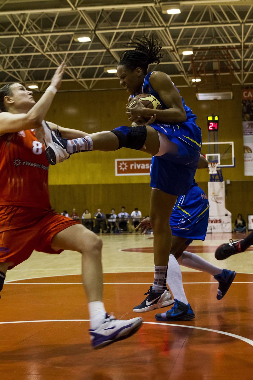 Hitchcock escribió el guión para un Perfumerías campeón (67-66)
