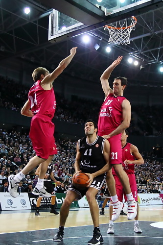 Vladimir Golubovic (ex Baskonia), el recambio de Norel en Zaragoza