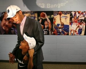 Conley pone más salsa en el Oeste; Calderón se lleva ovación y victoria de Toronto