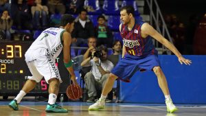 Olympiacos, a por Mavrokefalidis; Joseph Jones, a Puerto Rico. Partizan, SOS