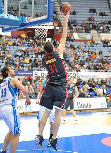 Albert Fontet seguirá en el CAI Zaragoza un año más