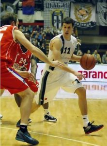 Valencia Basket encuentra en Vladimir Lucic a su ansiado alero. Así juega