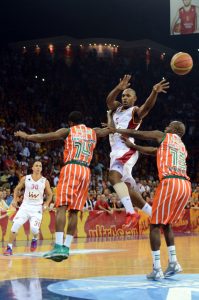 ¡Galatasaray se lleva la liga turca 23 años después! Jamont Gordon, MVP