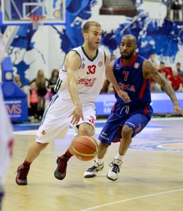 Lokomotiv mantiene a Calathes y puja por Mozgov. Los Diener se separan