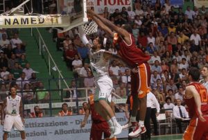 Galatasaray, Bamberg, PAO y Haifa se hacen con sus ligas. Siena, a punto