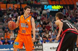 UCAM Murcia se hace con el deseado Rodrigo San Miguel