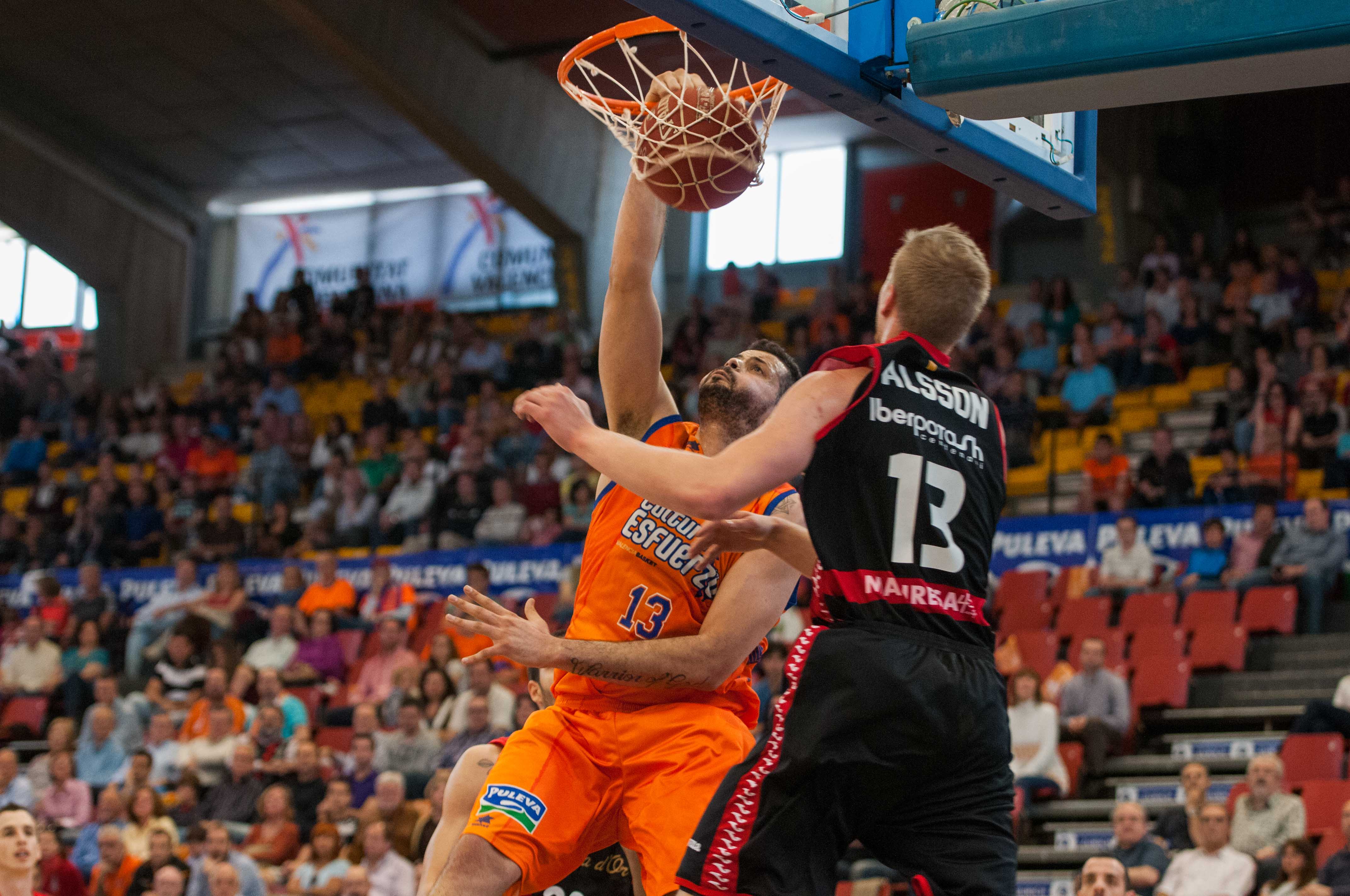 Vitor Faverani viaja a EEUU para probar suerte en la NBA