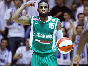 El base Walter Hodge se convierte en el primer fichaje del Laboral Kutxa