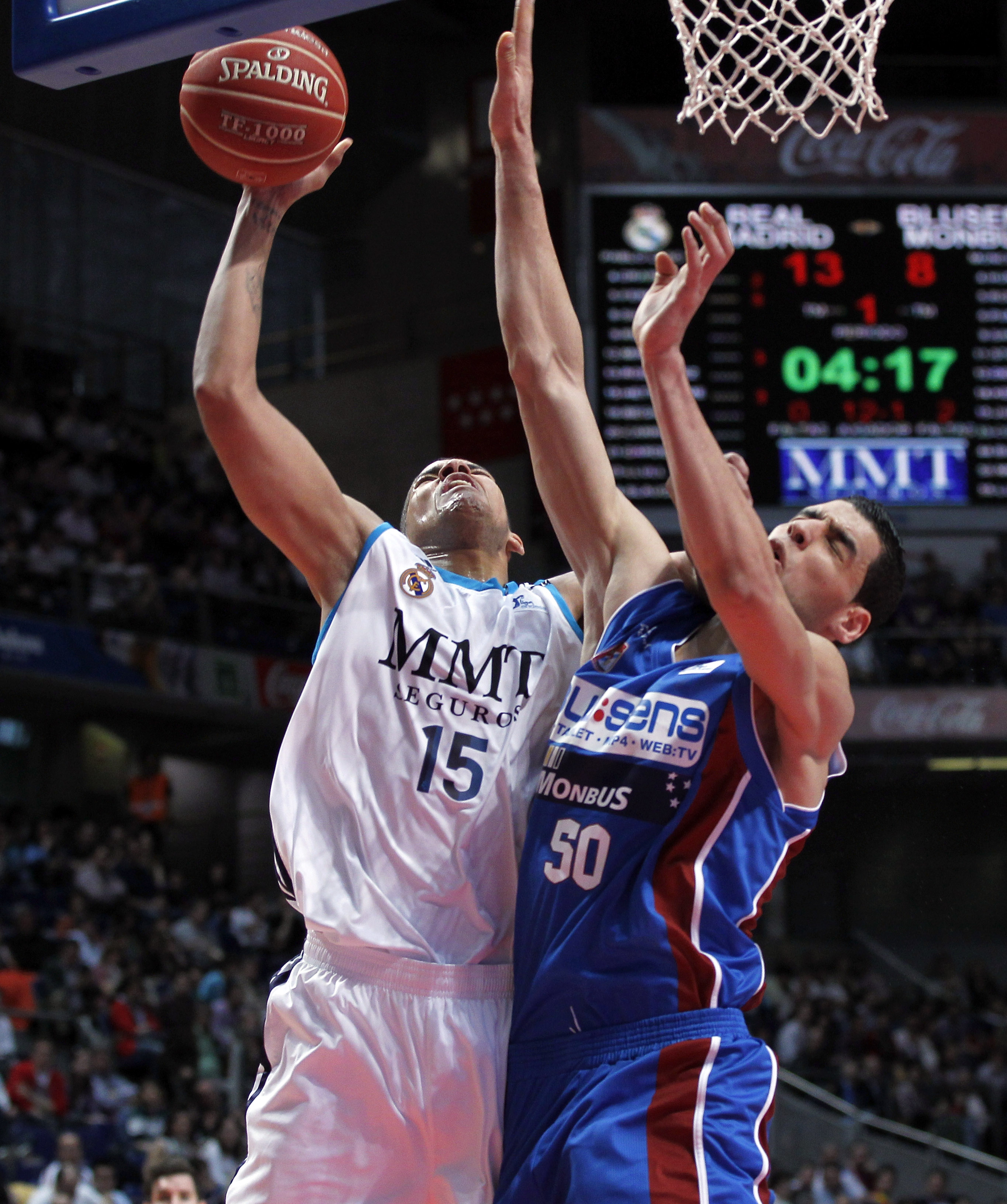 Bilbao busca pívot de entidad como guinda. Esperando a Hettsheimeir