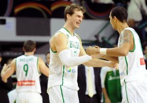 Splitter, 36 millones en los Spurs; Kings, ¿nuevo destino para Calderón e Iguodala?