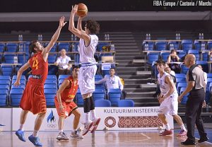 #FIBAU20: Della Valle (27p) “mata” a España (76-73)