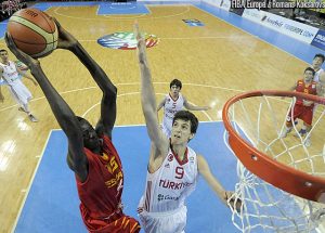#FIBAU18 Un parcial de 21-0 priva a España de luchar por la medalla de oro