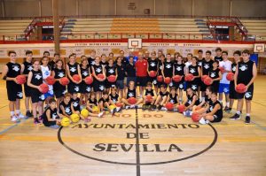 Attack!! Llegó y conquistó Sevilla