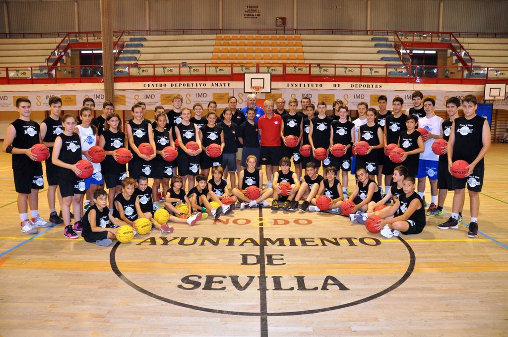 Attack!! Llegó y conquistó Sevilla