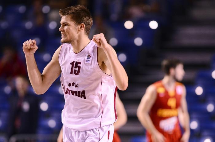 Euro U20: España vuelve a chocar con la cruz y luchará por el bronce con Rusia