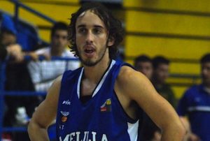 Melilla presenta documentación para salir en Oro; 1º fichaje: Pelayo Larraona (1.70)