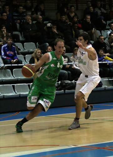 Riley Luettgerodt, anotación para COB. Álvaro Muñoz y Fran Cárdenas jugarán en Oviedo