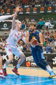 Una España en rodaje vence a Polonia en el debut de Orenga como seleccionador (70-66)