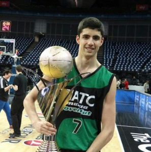 Guallar al CB Prat; Archiles renueva; tándem Garita-Azkune en Zornotza