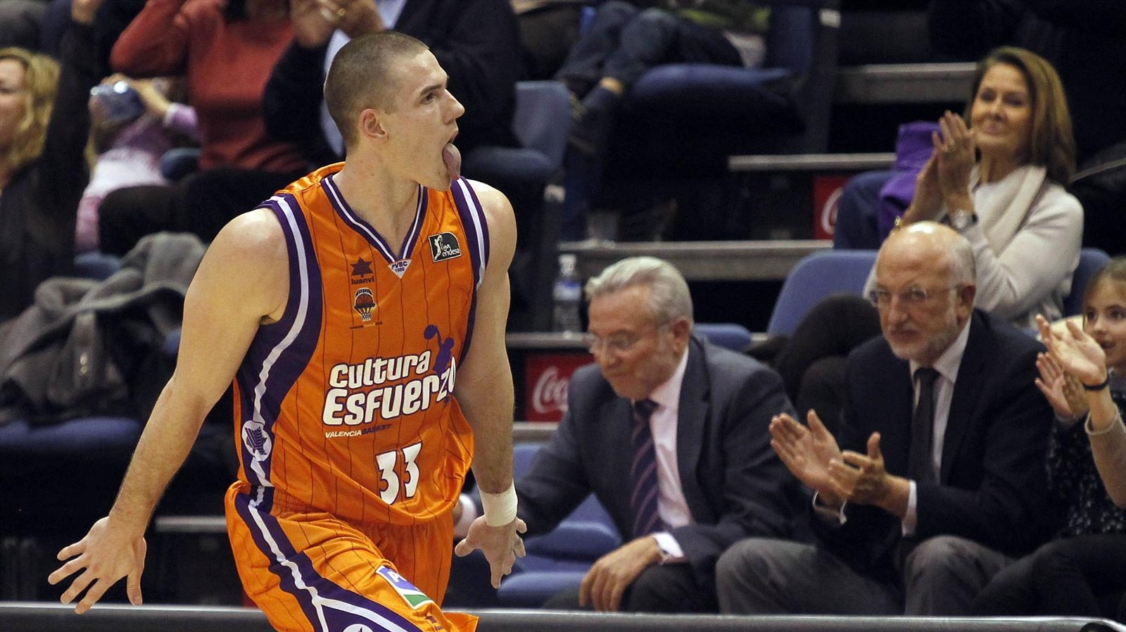 Unicaja ya tiene ala-pívot, Nik Caner Medley vuelve a España para vestir de verde