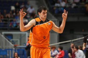 Mainoldi regresa a Vitoria para cerrar la plantilla de Laboral Kutxa