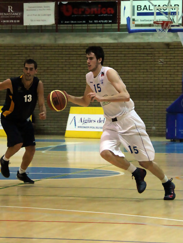 Albert Homs, fichaje de futuro para el Rio Natura Monbus. Primera estación: Peixe Galego