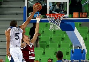 Adiós belga; Ucrania sorprende a Serbia; espectáculo anotador en el Francia-Letonia