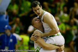 España cae ante una Eslovenia que supo llevar el partido a su terreno (78-69)