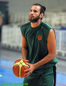 Giannopoulos completa el juego exterior de La Bruixa d’Or