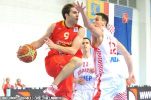 Zoco Plata: En Marín Lucho renueva e Iván Martínez llega. J. Iglesias sigue en Zornotza