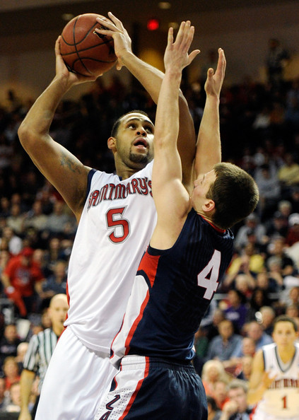 Zoco Plata: Kyle Rowley, tras ser cortado en Oviedo, firma con Zornotza ST