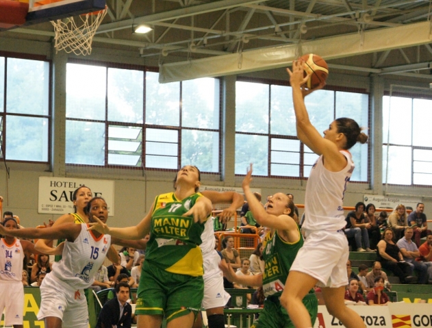 LF (Jor. 2): Sólo Gran Canaria y Conquero aguantan a los grandes; Chambers, MVP