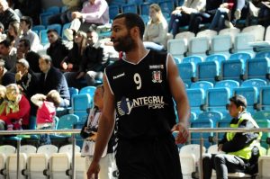 TBL: Fenerbahce y Galatasaray, a tope. Renace Lofton. Dogus toma ejemplo de Bayern