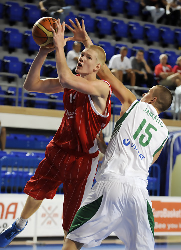 La perla danesa Rasmus Larsen (’94), “el futuro Nowitzki”, aterriza en el Assignia Manresa