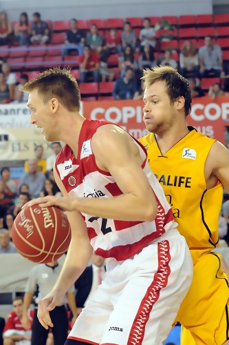 Bàsquet Manresa: 40.000 euros en 40 días para fichar a un jugador