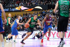 Pere Tomàs, a un paso de renovar por la Penya pese al interés de CAI Zaragoza