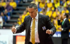 Alejandro Martínez seguirá marcando la identidad del Iberostar Tenerife hasta 2016