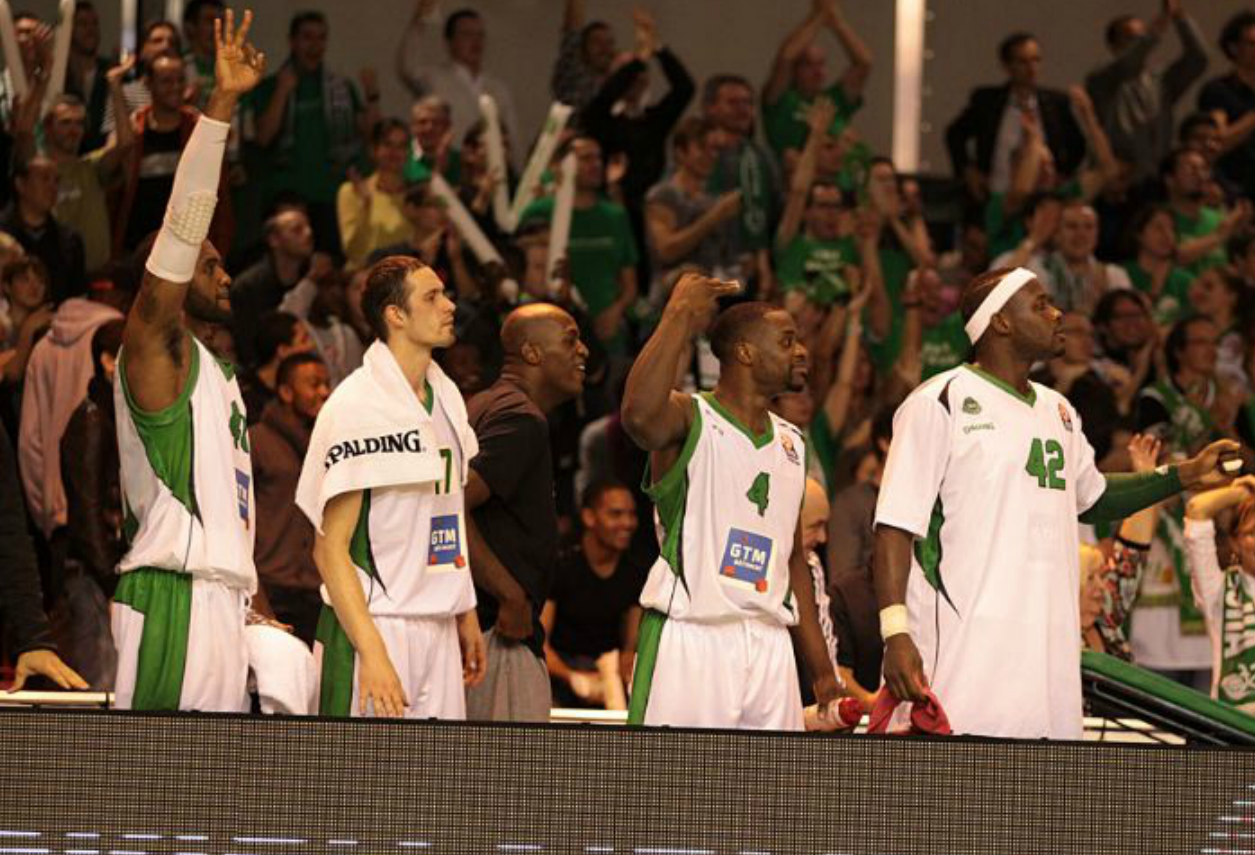 Nanterre conquista el Palau, Unicaja convence, Obradovic aplasta a Messina